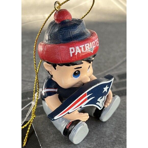 New England Patriots, New Lil Fan, NFL Christmas Ornament NWT - Picture 2 of 6